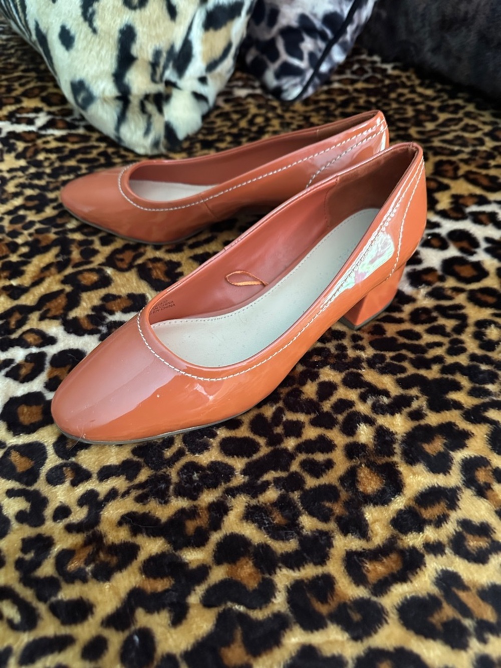 NWOT forever 21 patent leather shoes size 8
